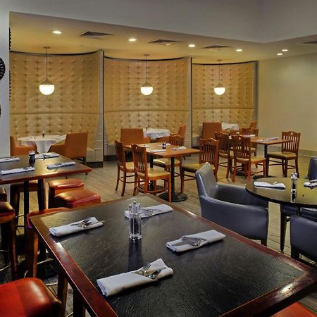 Marriott St. Louis Airport Hotell Edmundson Exteriör bild