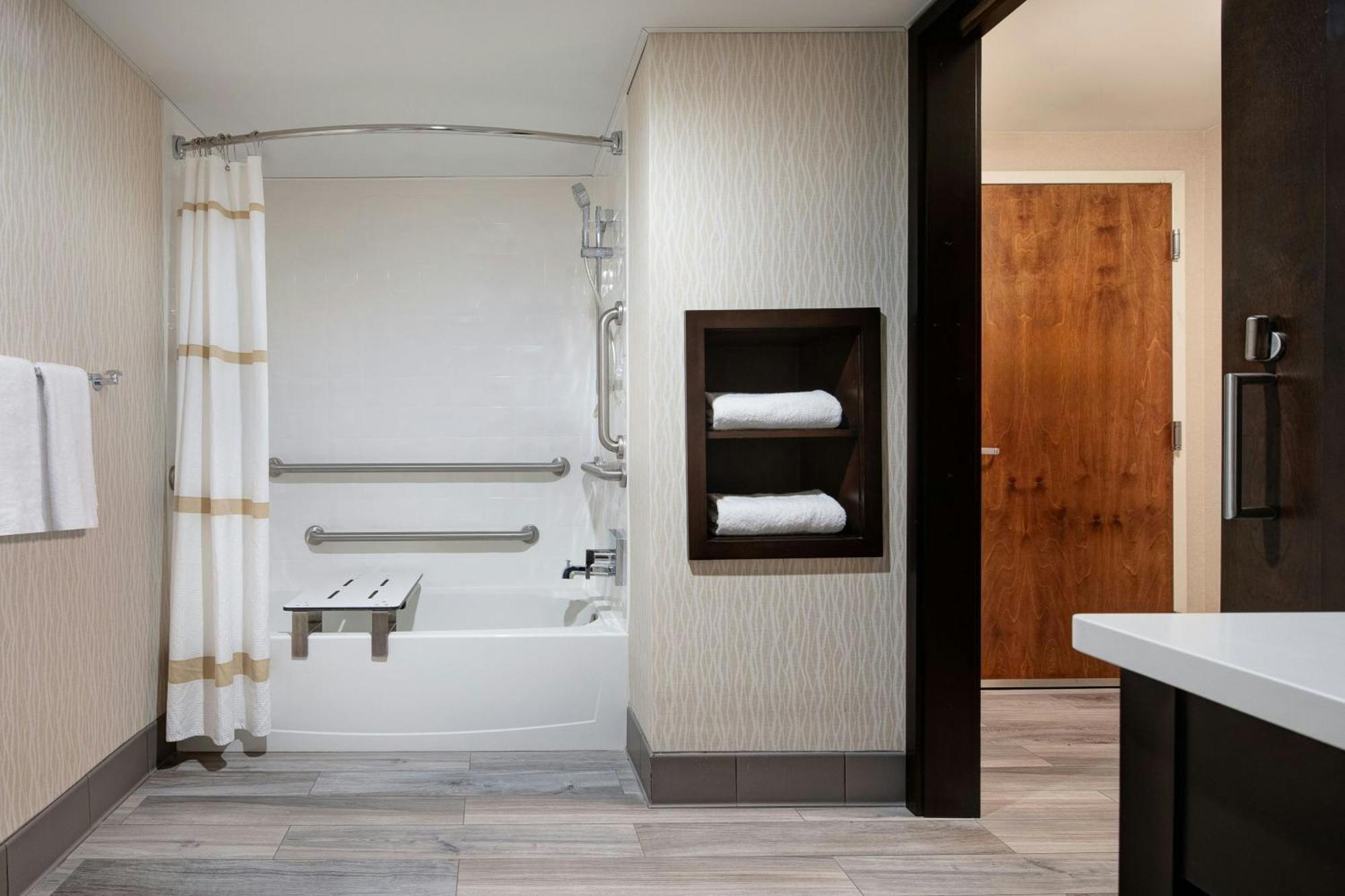 Marriott St. Louis Airport Hotell Edmundson Exteriör bild