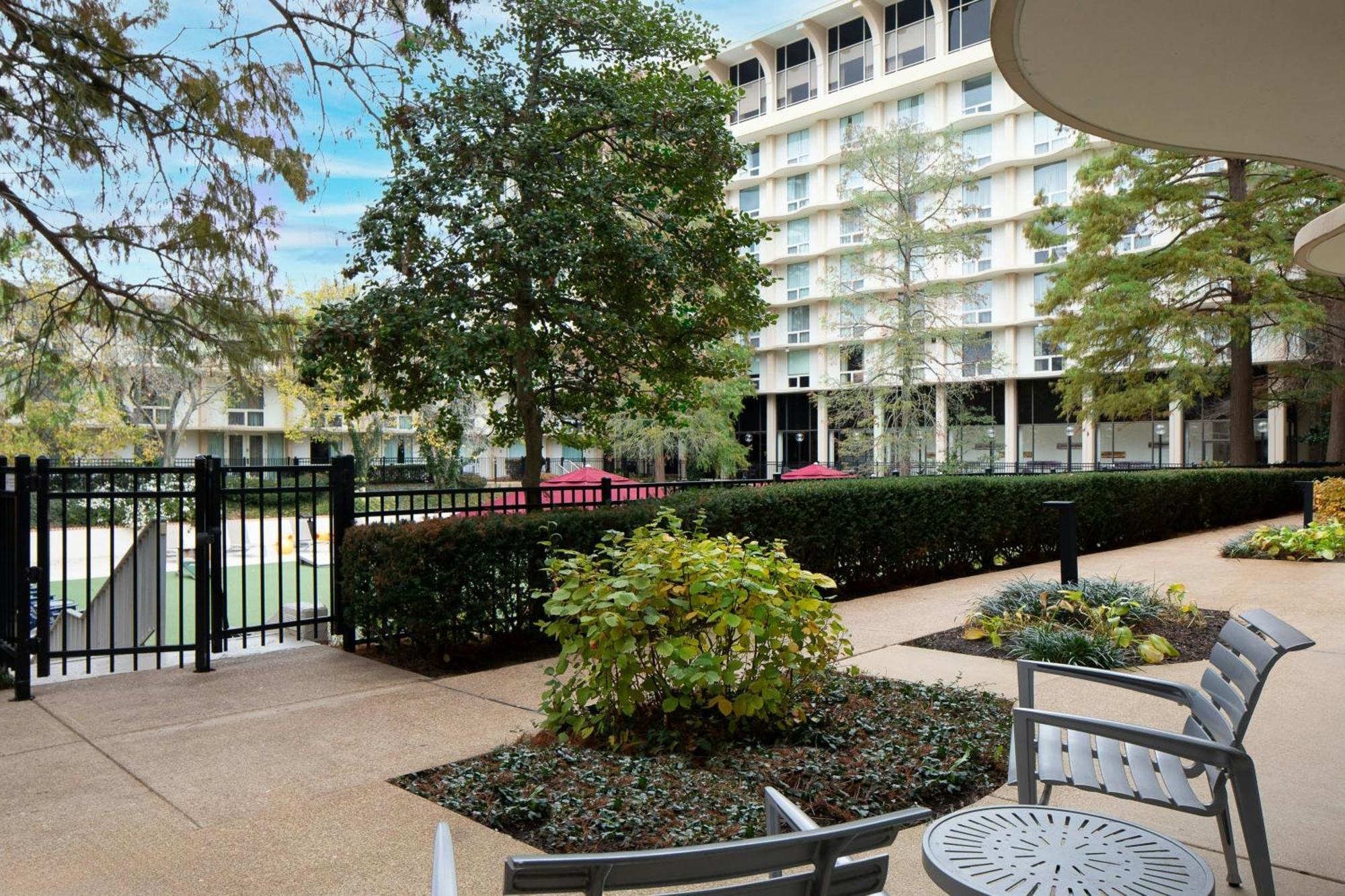Marriott St. Louis Airport Hotell Edmundson Exteriör bild